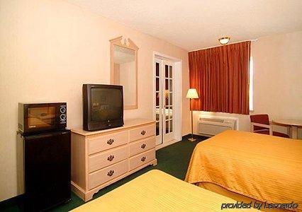 Hotel Ramada By Wyndham Albuquerque East Habitación foto